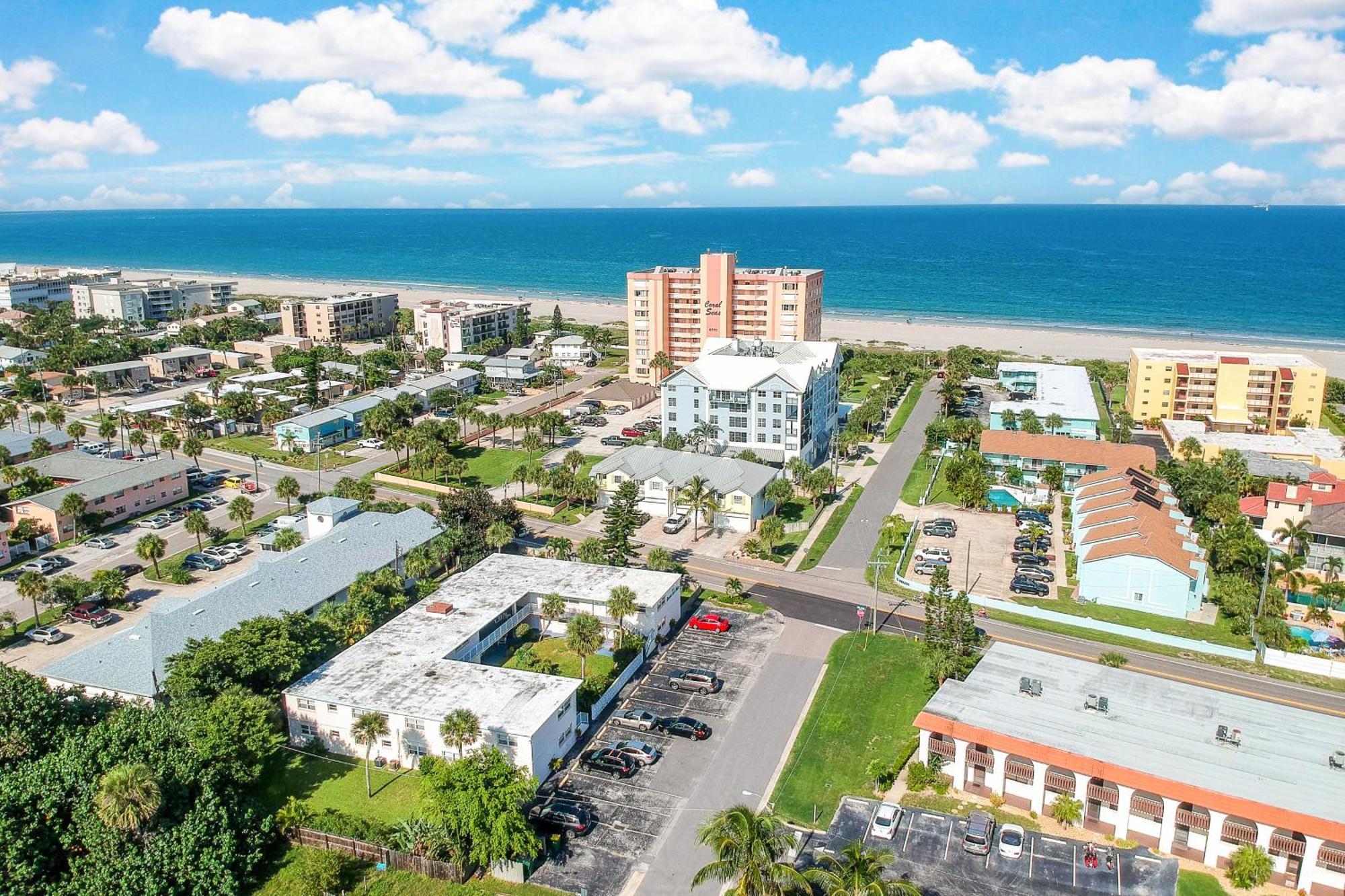 Brista Del Mar Condos Cape Canaveral Oda fotoğraf